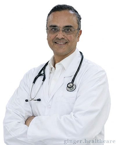 Dr Akshay Tiwari