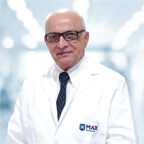Dr. Rajesh Ahlawat, Kidney Transplant and Robotic Surgeon